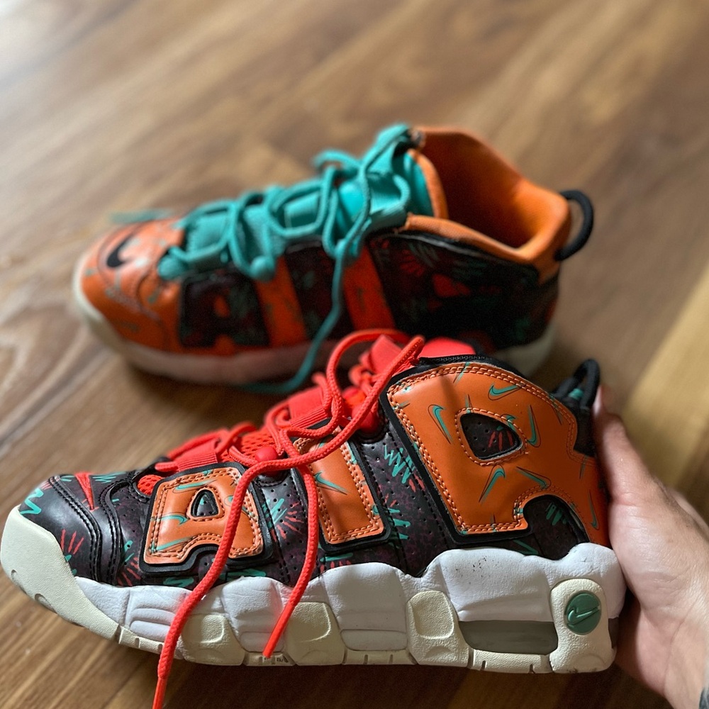 Nike AIR Size 5.5 Y Multi-Colorful 🔥